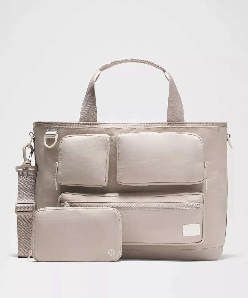 Multi-Pocket Tote Bag 19.5L | Men's Bags,Purses,Wallets | lululemon