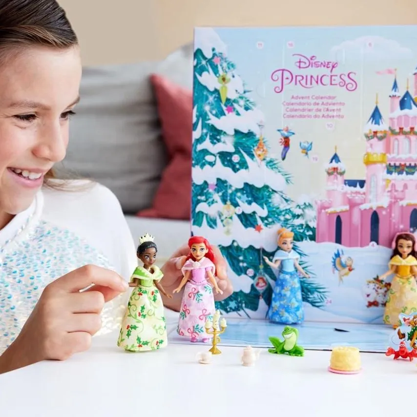 Disney Princess 24 Days of Surprises Include 4 Princess Small Dolls, 5 Friends & 16 Accessories