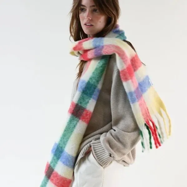 Oversized soft, warm scarf