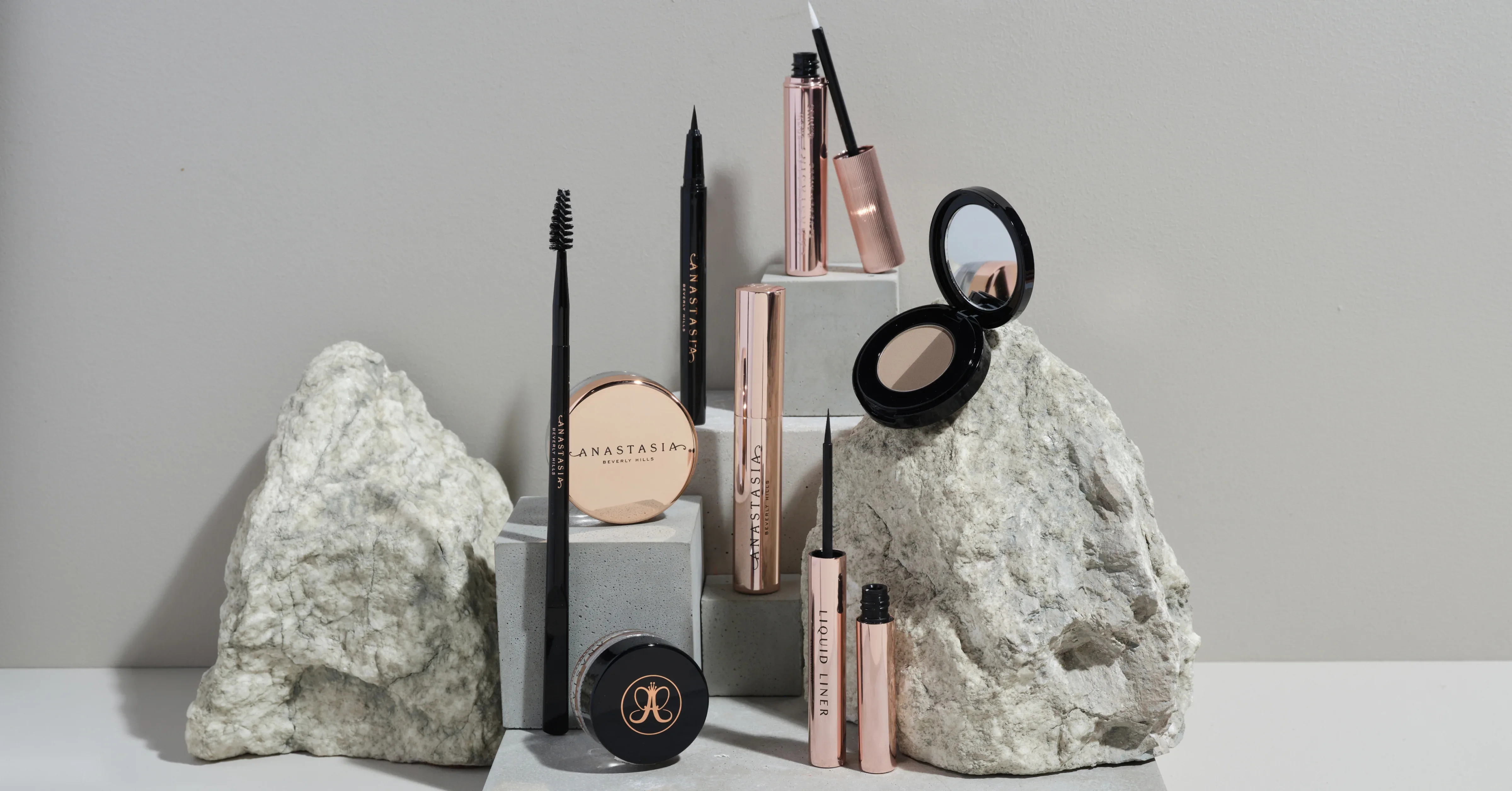 2. Anastasia Beverly Hills Brow & Glow Advent Calendar