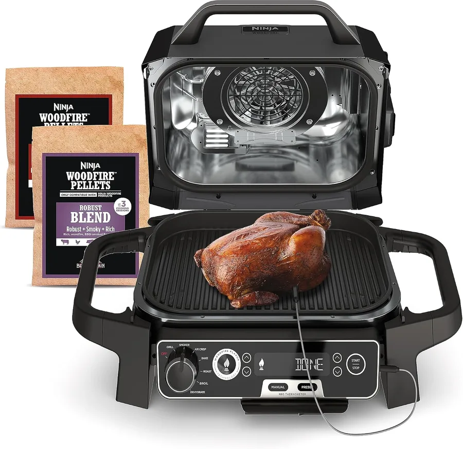 11. Ninja Woodfire Pro Outdoor Grill & Smoker