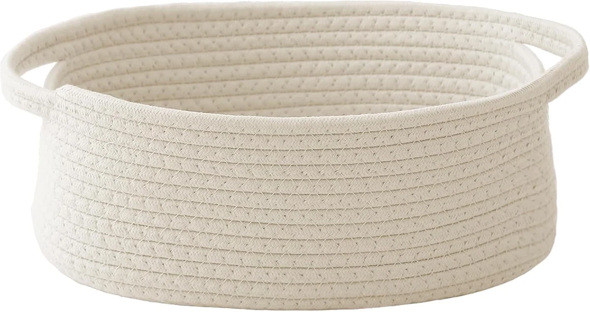 20. JMvicyroam Small Woven Gift Basket