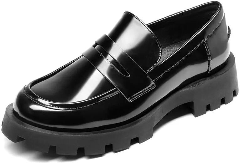 33. DREAM PAIRS Lug-Sole Penny Loafers
